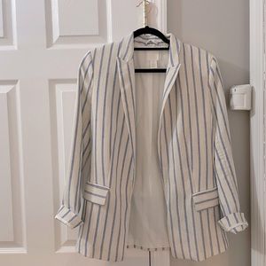 NEVER WORN H&M BLAZER!